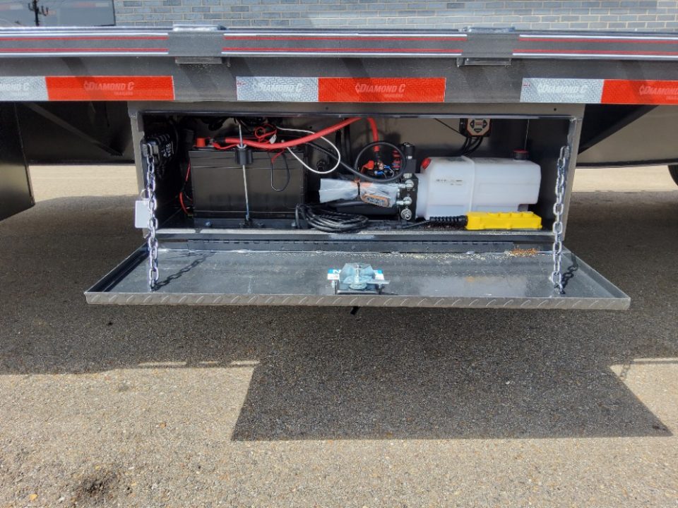 New 2027 Diamond C Trailers FMAX212HDT 2.0 Flatbed Trailer