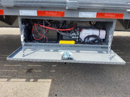New 2027 Diamond C Trailers FMAX212HDT 2.0 Flatbed Trailer