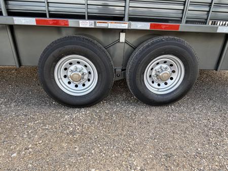 New 2027 Gooseneck Trailer MFG STEEL STOCK 24' WITH METAL TOP Stock / Stock Combo Trailer