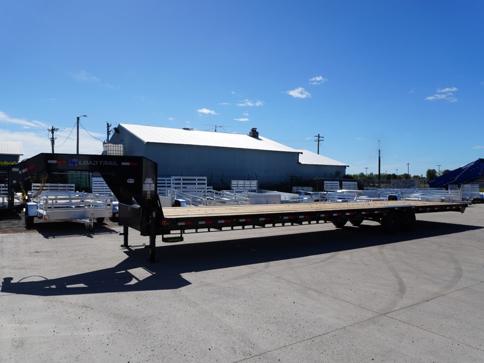 New 2027 Load Trail 102"x40' Low-Pro Gooseneck Deckover Trailer