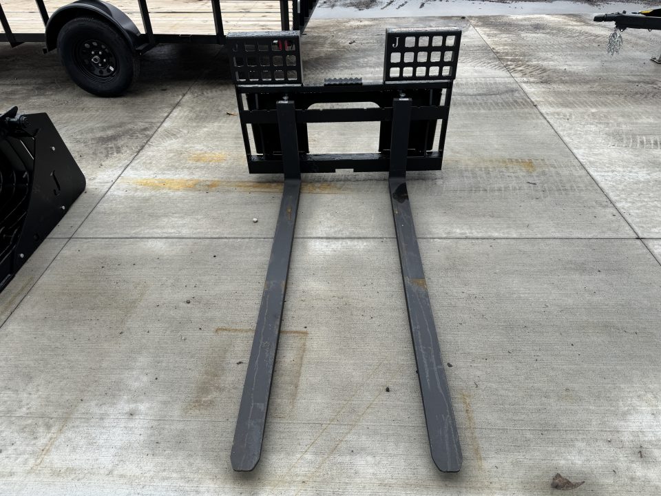 New 2027 Jenkins Iron and Steel 4x6 Pallet Forks Attachment
