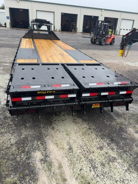 New 2027 Big Tex Trailers 102'x25 (20+5) 25GN Deckover Trailer