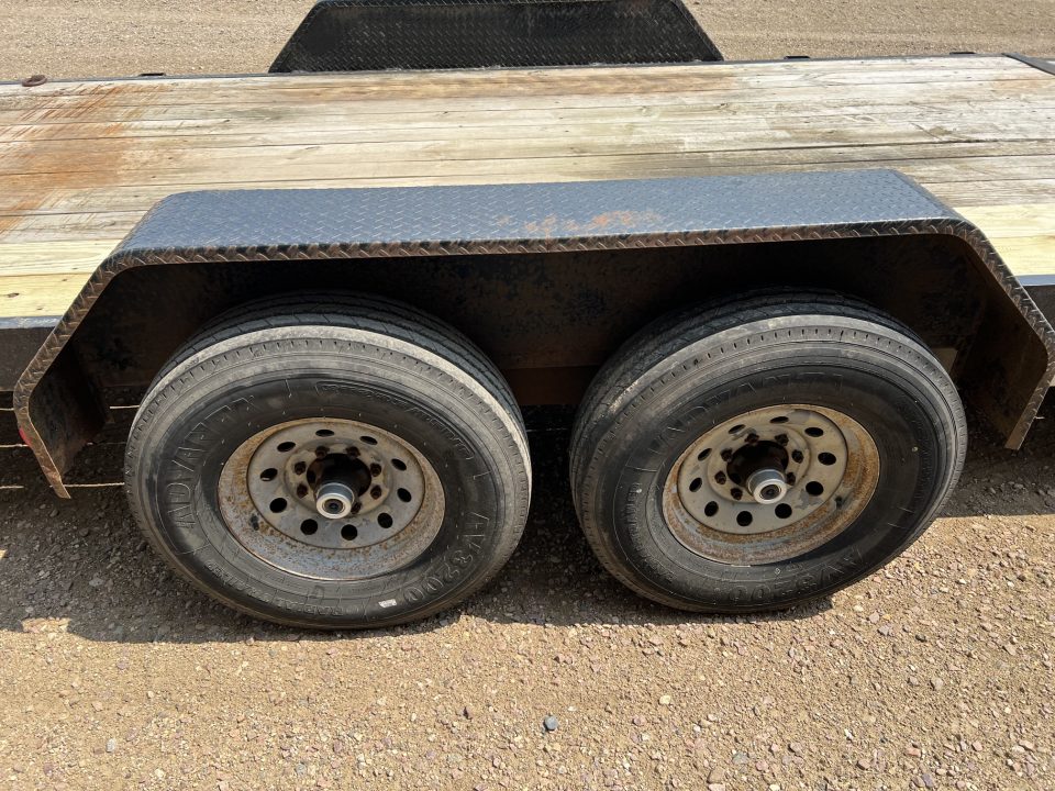 Used 2016 Load Trail 22' Tiltbed Equipment Tilt Trailer