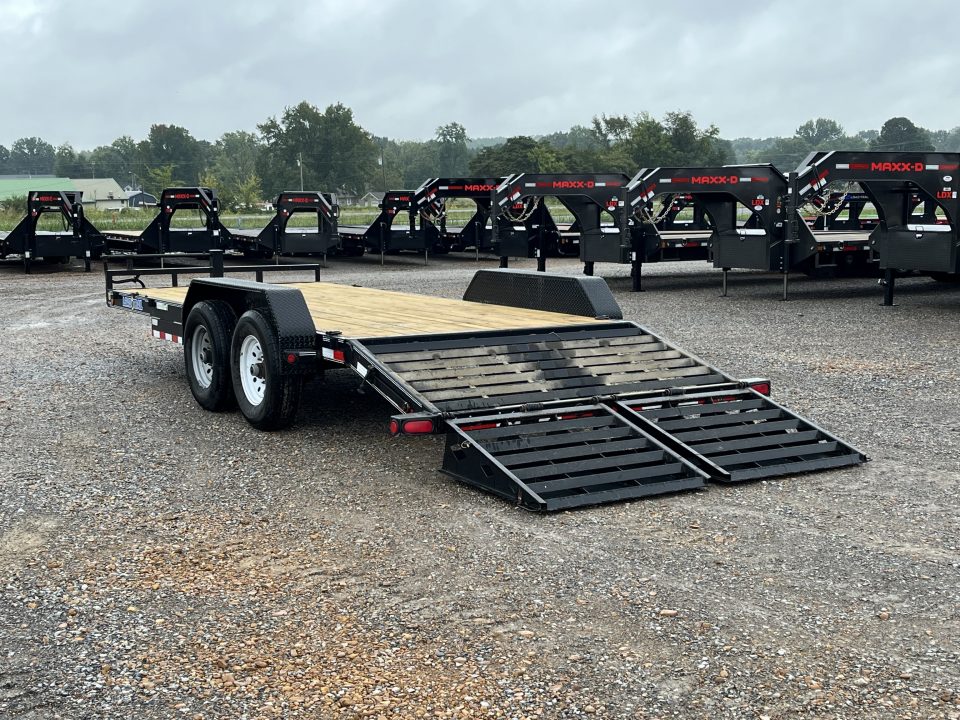Used 2013 Load Trail 83"x20' 14k Equipment Trailer