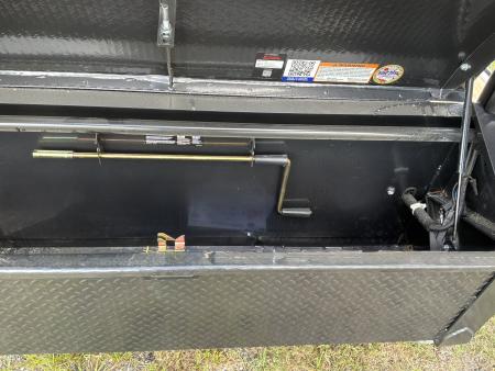 New 2027 Diamond C FMAX208MR/XDR Equipment Trailer WITH MAX RAMPS; 28’X102”;ELECTRIC DRUM BRAKES WITH *ABS*; DUAL 20K 2 SPEED SIMOL JACKS; SPARE MOUNT UNDER FRAME; ENGINEERED FRAME W/3” I BEAM ON 16” CENTERS