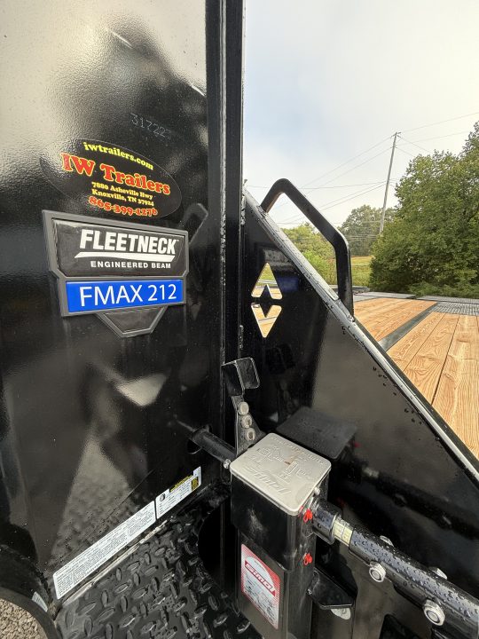 New 2027 Diamond C FMAX 212 25’ Flatbed Trailer, 25.9K GVWR,ABS BRAKES, 2 SPD JACKS, ALUMINUM OUTER WHEELS, MAX RAMPS, 14 PLY TIRES