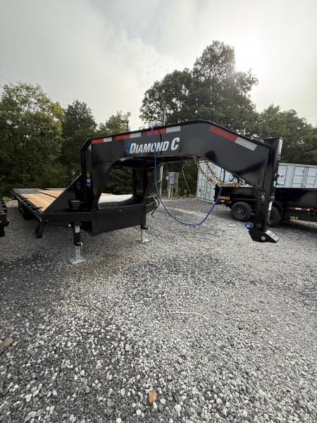 New 2027 Diamond C FMAX 212 25’ Flatbed Trailer, 25.9K GVWR,ABS BRAKES, 2 SPD JACKS, ALUMINUM OUTER WHEELS, MAX RAMPS, 14 PLY TIRES