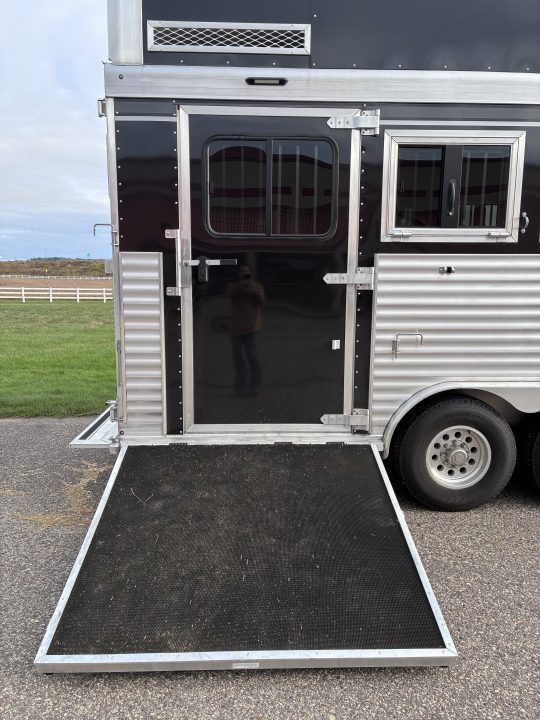 Used 2025 SMC Laramie 5H 14'LQ Horse Trailer