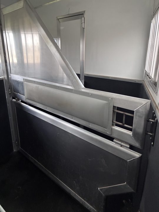 Used 2025 SMC Laramie 5H 14'LQ Horse Trailer