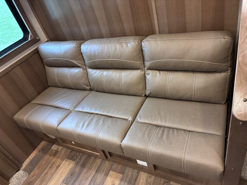 Used 2025 SMC Laramie 5H 14'LQ Horse Trailer