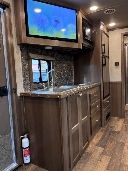 Used 2025 SMC Laramie 5H 14'LQ Horse Trailer