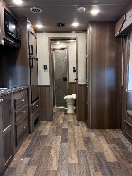 Used 2025 SMC Laramie 5H 14'LQ Horse Trailer