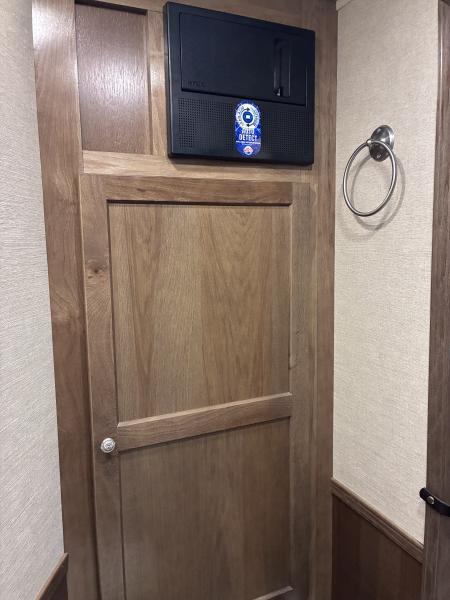 Used 2025 SMC Laramie 5H 14'LQ Horse Trailer