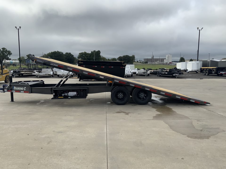 New 2027 Diamond C 102 X 24 DET210 Deckover Tilt Trailer