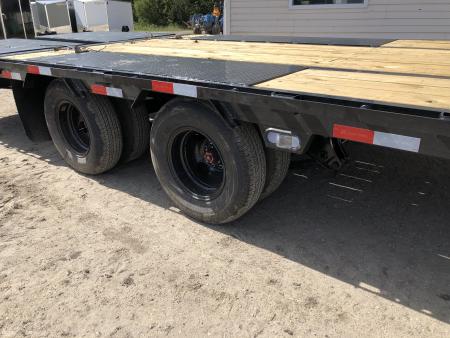 New 2027 Load Trail 32' 24K W/ MAX RAMPS Gooseneck Bodies