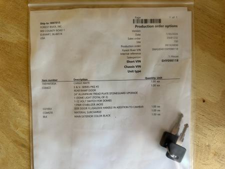 New #098118 2027 FOREST RIVER SA 5 X 8 SINGLE AXLE 3K ENCLOSED W/ REAR RAMP DOOR