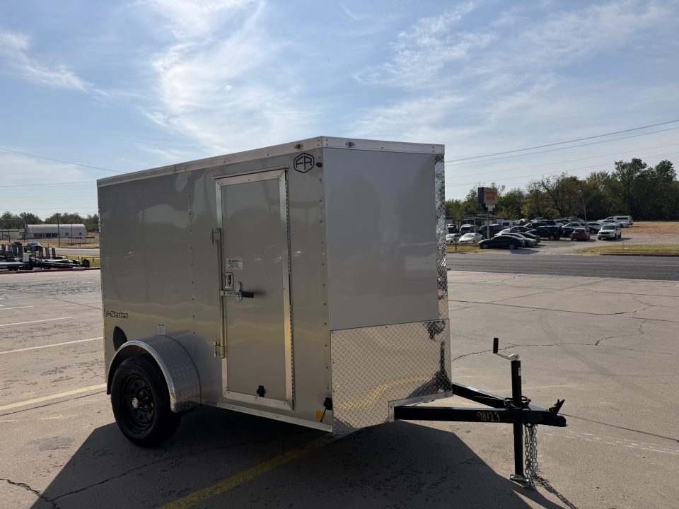 New #098123 2027 FOREST RIVER SA 5 X 8 SINGLE AXLE 3K ENCLOSED W/ REAR RAMP DOOR