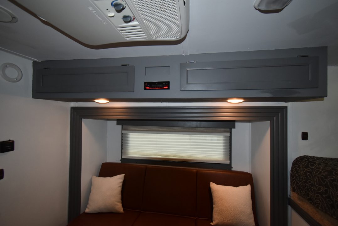 Used 2015 Shadow 7309 Horse Trailer