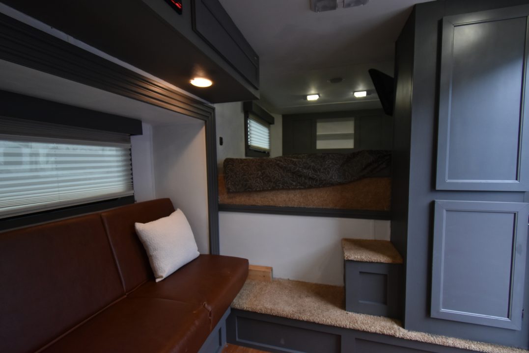 Used 2015 Shadow 7309 Horse Trailer