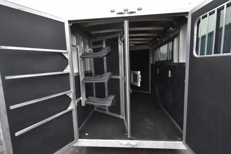 Used 2015 Shadow 7309 Horse Trailer