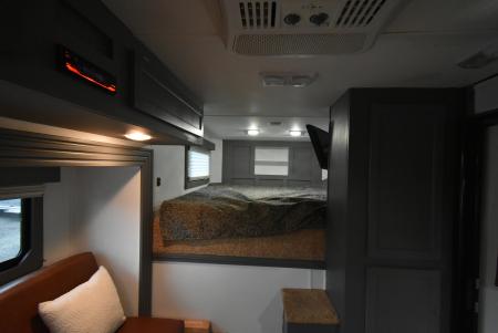 Used 2015 Shadow 7309 Horse Trailer