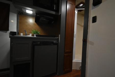 Used 2015 Shadow 7309 Horse Trailer