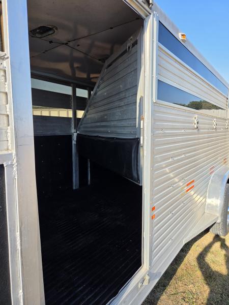 Used 1999 WW 6X20 TANDEM 14K ALUMINUM 4 HORSE SLANT W/LIVING