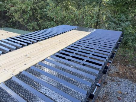 New 2027 Big Tex 25GH 102”X32’ GOOSENECK TRAILER HYDRO DOVE 14 PLY TIRES 2 SPEED 25K JACKS