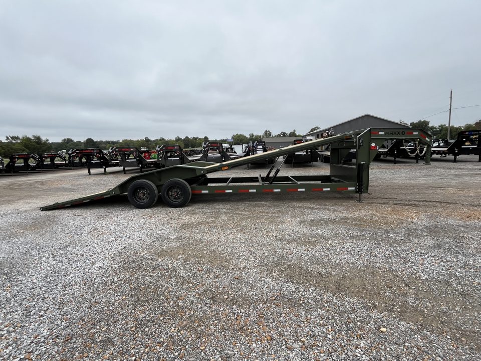 New 2027 MAXXD 102" X 28' 18K Gooseneck Power Tilt Trailer