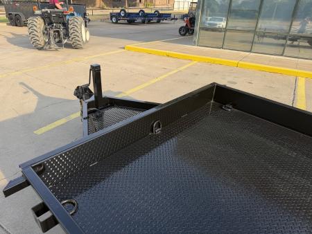 New #038766 2027 DIAMOND T SLT 14 X 79 SINGLE AXLE 7K SCISSOR LIFT TILT TRAILER W/ SPARE