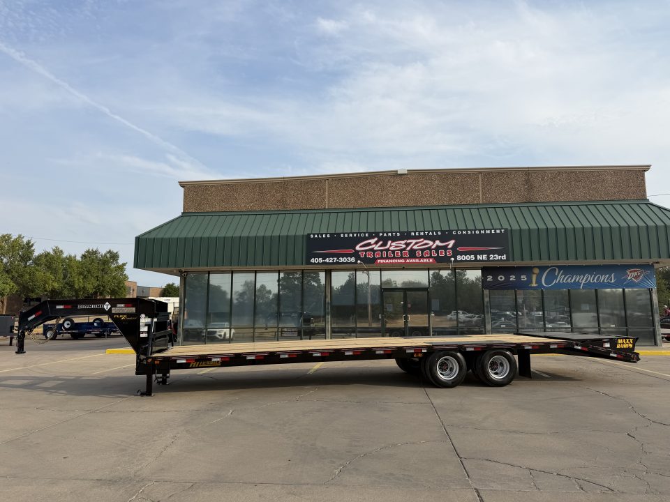 New #038681 2027 DIAMOND T DTF 32 X 102 DUAL TANDEM 20K FLATBED GOOSENECK W/ MAXX RAMPS