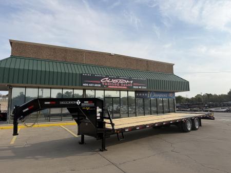 New #038681 2027 DIAMOND T DTF 32 X 102 DUAL TANDEM 20K FLATBED GOOSENECK W/ MAXX RAMPS