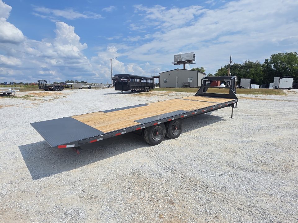 New 2027 Lamar Trailers 102 X 26 TANDEM GN DECK OVER POWER TILT W/ HYDRO JACKS/ TUFF WIRELESS