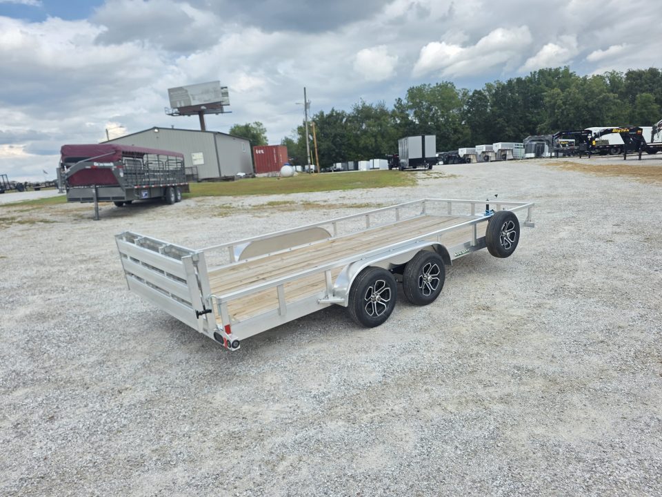 New 2027 Load Trail 83X18 TANDEM 7K ALUMINUM UTILITY W/BI-FOLD GATE & SPARE