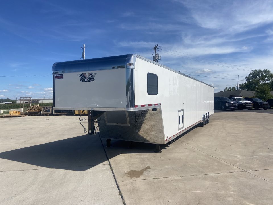 New Vintage Trailers 8X53 Racing Trailer with Center Bath