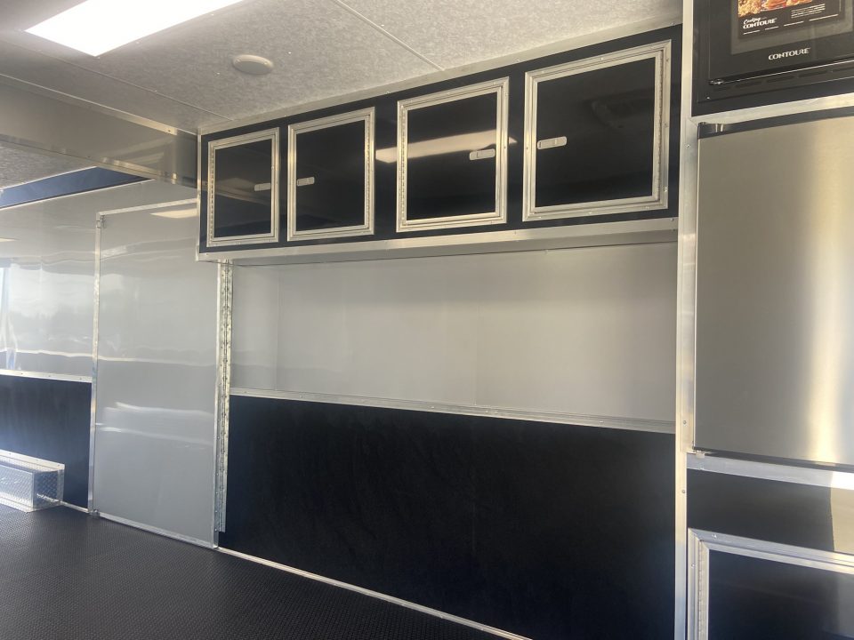 New Vintage Trailers 8X53 Racing Trailer with Center Bath