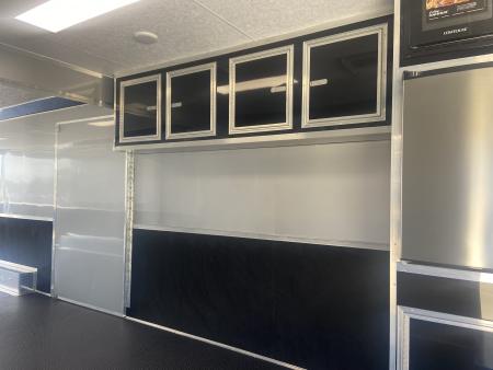 New Vintage Trailers 8X53 Racing Trailer with Center Bath