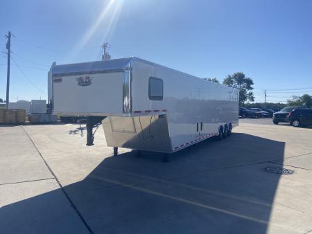 New Vintage Trailers 8X44 Racing Trailer With Bathroom