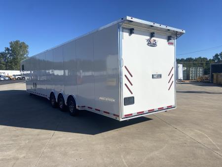 New Vintage Trailers 8X44 Racing Trailer With Bathroom