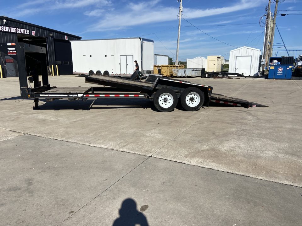 Used 2014 Towmaster Trailers Equipment Trailer