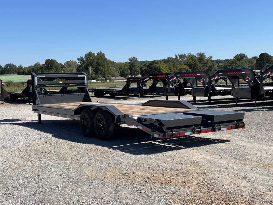 New 2027 Lamar 102" x 26' 14K GVWR Gooseneck Trailer