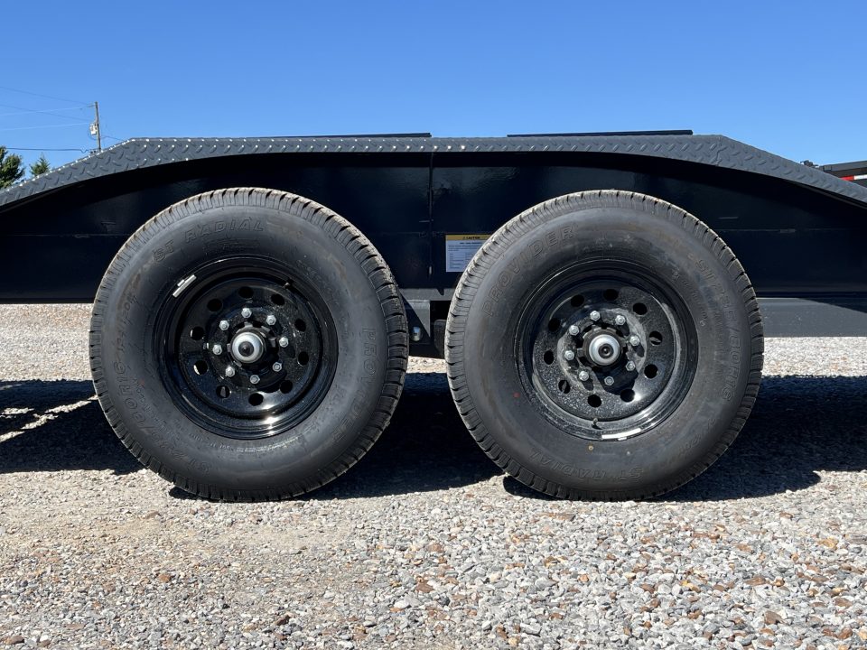 New 2027 Lamar 102" x 26' 14K GVWR Gooseneck Trailer