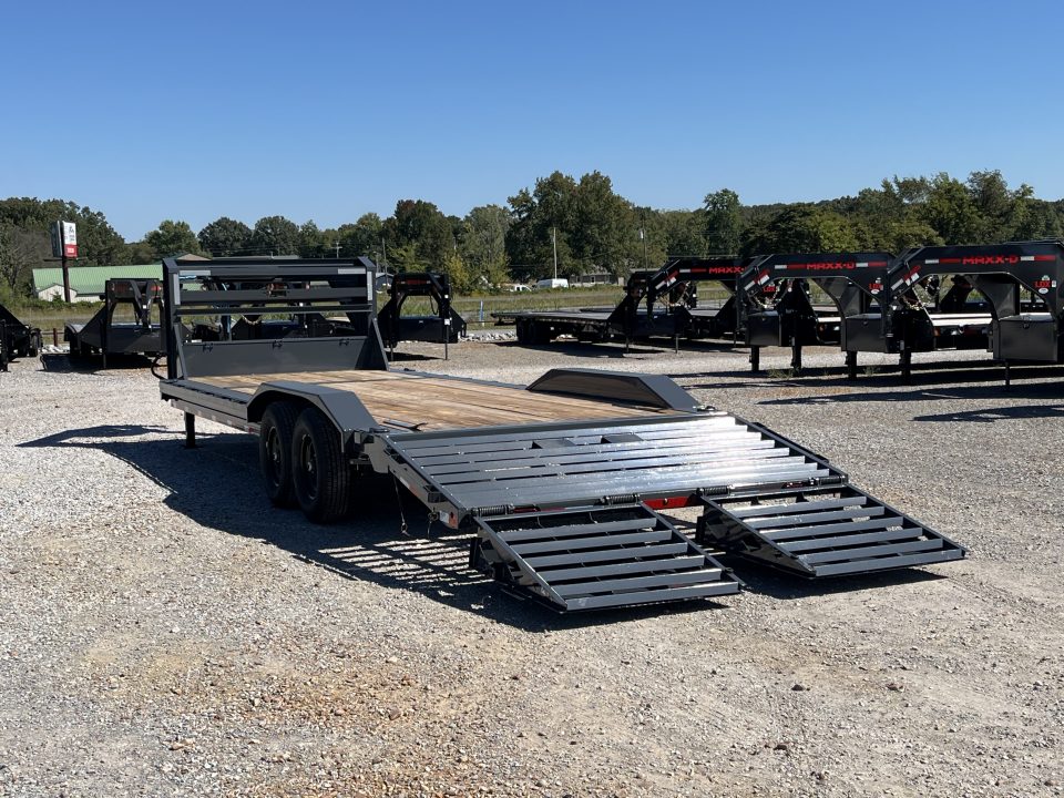 New 2027 Lamar 102" x 26' 14K GVWR Gooseneck Trailer