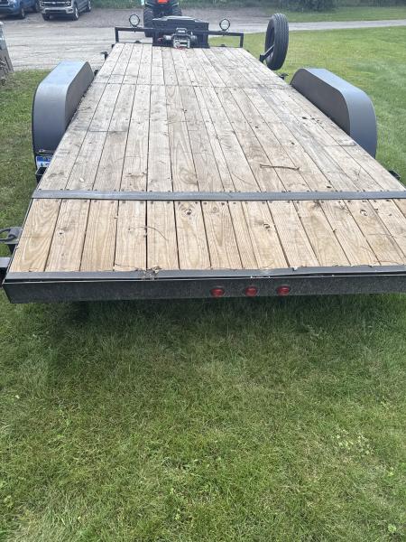Used 2005 American Hauler 20 ft car hauler Car Hauler