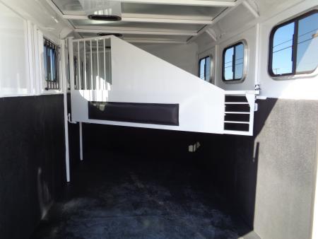 New 2027 Trails West *ADV MX II 3H * ADVENTURE MX II 3-Horse Slant Load Horse Trailer