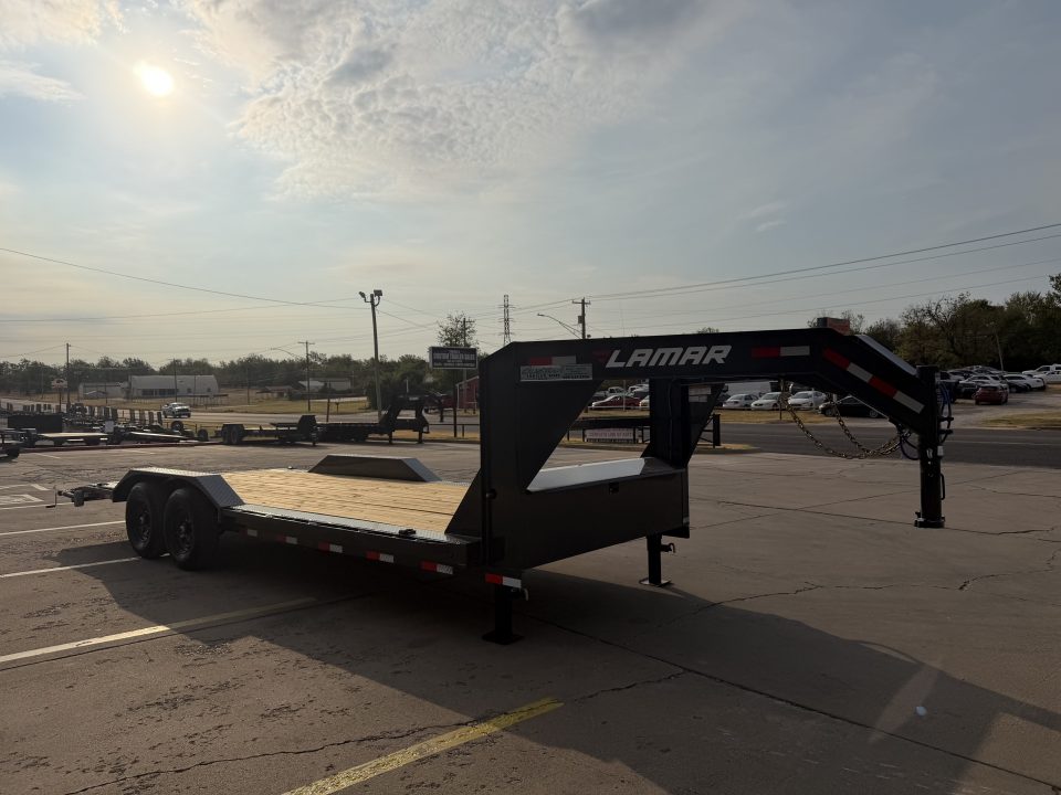 New #158958 2027 LAMAR H6 22 X 102 TANDEM AXLE 14K EQUIPMENT GOOSENECK W/ SLIDE IN RAMPS
