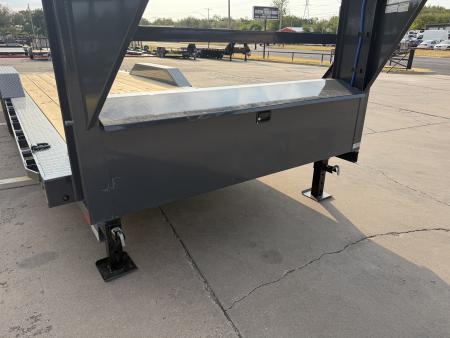 New #158958 2027 LAMAR H6 22 X 102 TANDEM AXLE 14K EQUIPMENT GOOSENECK W/ SLIDE IN RAMPS
