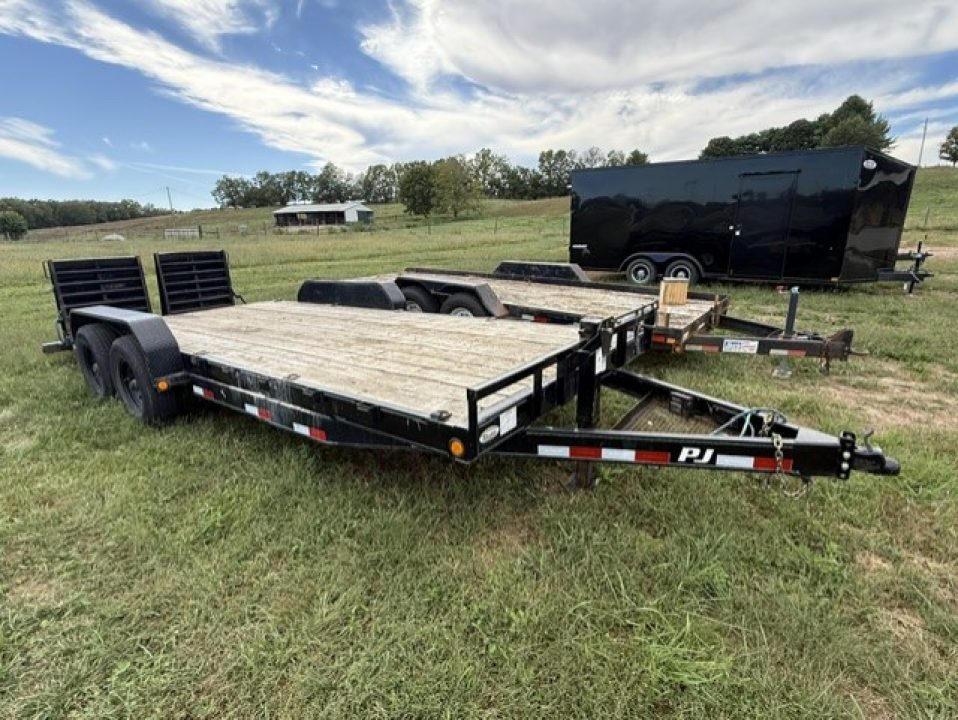 Used 2022 PJ Trailers 83x20 w/ MONSTER RAMPS Equipment Trailer