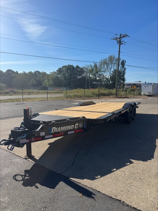 New 2027 Diamond C 8.5x22 Equipment, 18' Tilt, Drive-Over Fenders HXD210