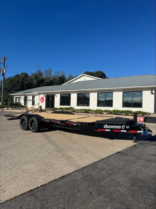 New 2027 Diamond C 8.5x22 Equipment, 18' Tilt, Drive-Over Fenders HXD210